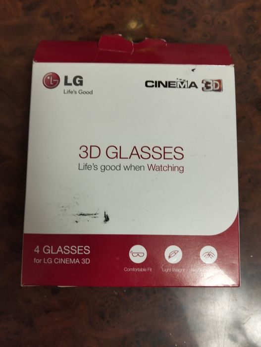 Продам новый набор 3 Д очков