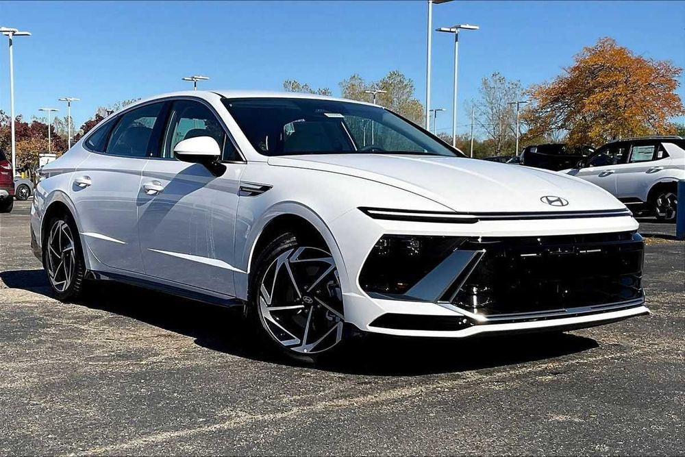 Аренда авто | Hyundai Sonata 2022 в Астане | 18 000₸ | 4 выходных |