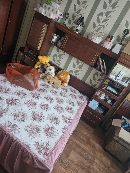 Спальный гарнитур