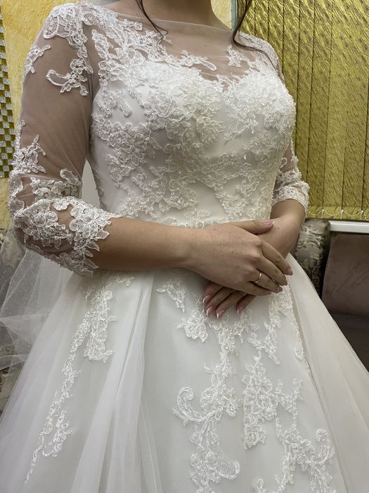 Свадебное платье