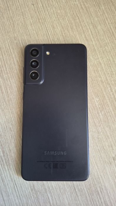 Samsung Galaxy S21 FE 5G / 128гб