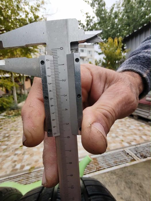 Гуми зимни 225/55/16 NEXEN