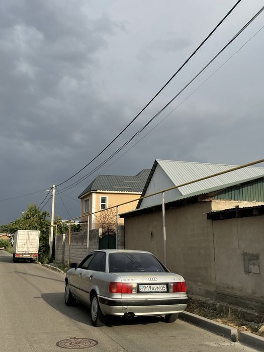 продам Ауди 80 б4