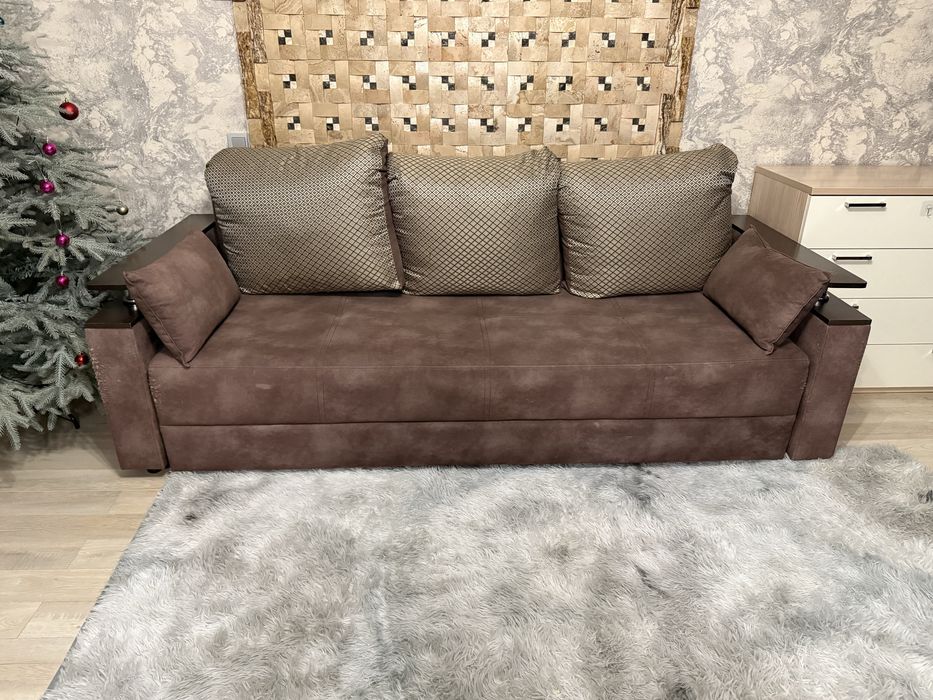 Продам      диван