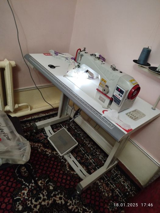 Швейная машина