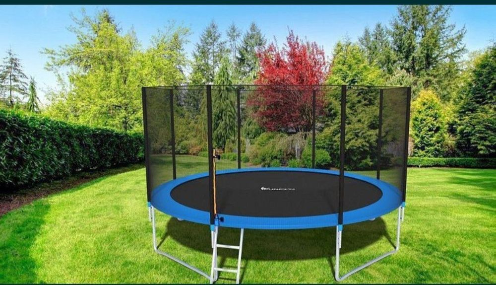 Bollar sakraydigan batut biznes uchun yaxshi taklif .