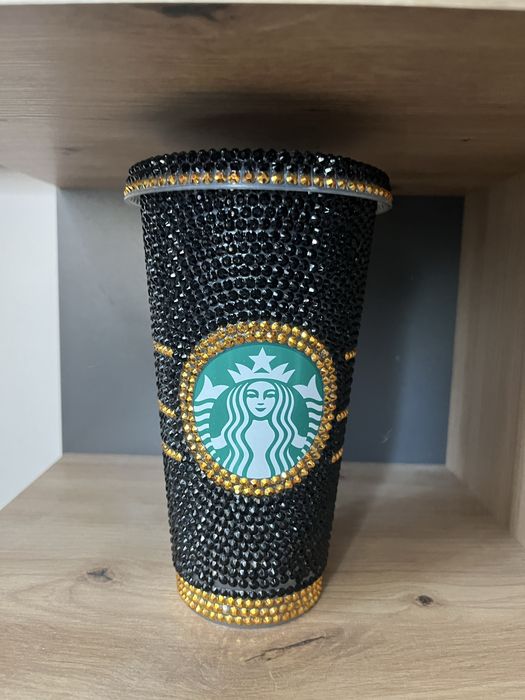 Starbucks чаши с ръчно залепени кристали