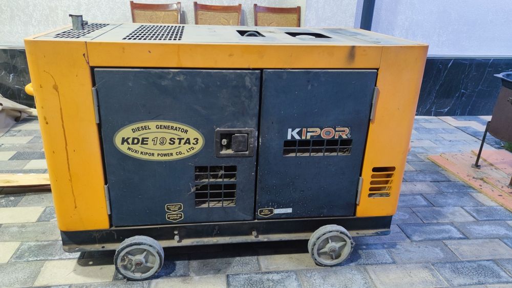 Срочно продам. Генератор движок 19кw