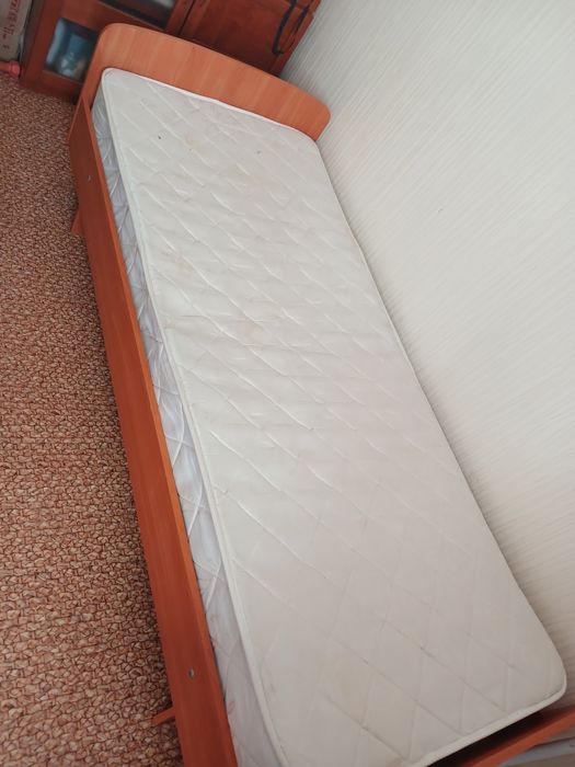 Кровать односпальный