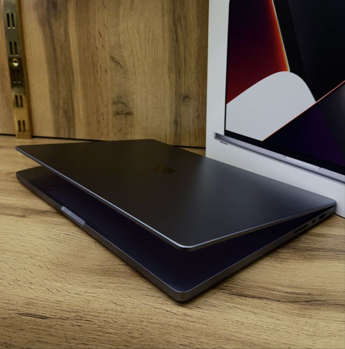 Macbook Pro 16 M1 Max Full Box 32/512GB