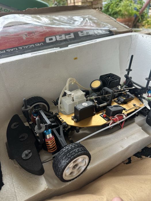 De vanzare masinuta  rc nitro