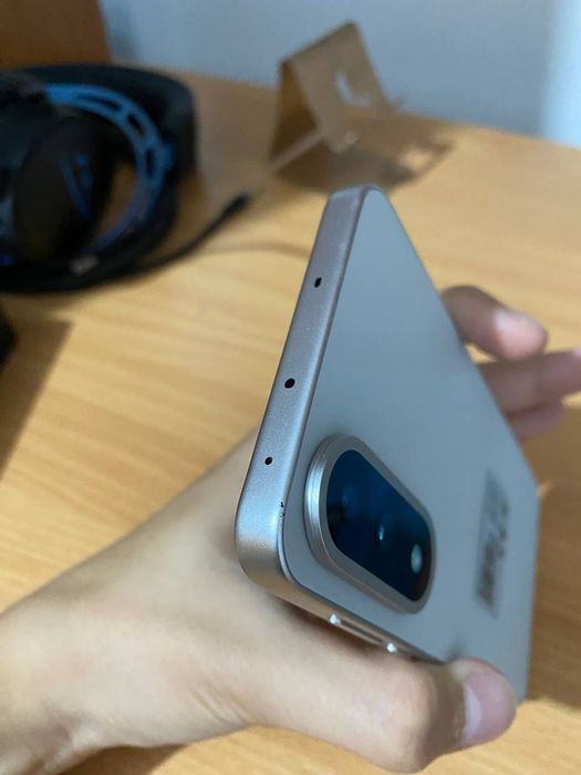 Oneplus nord 5 12/512