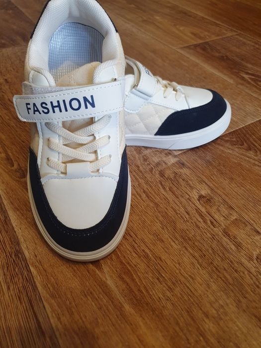 Обувь на девочку