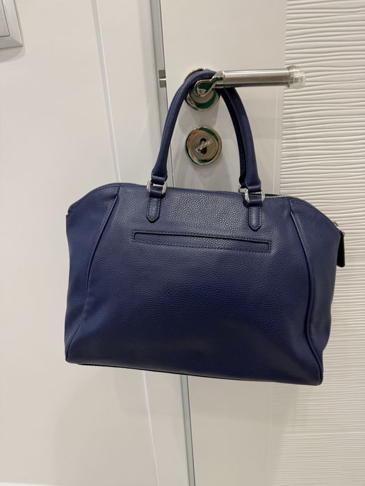 Дамска чанта Guess