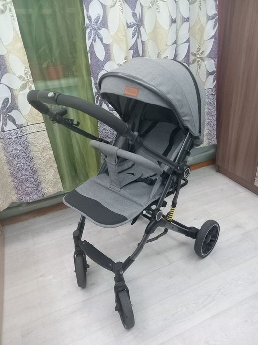 Детская коляска продам