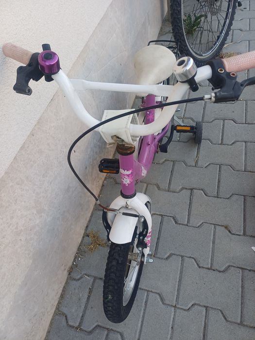 Продавам детско колело