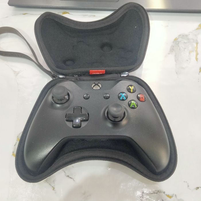 Продам Геймпад XBOX Series