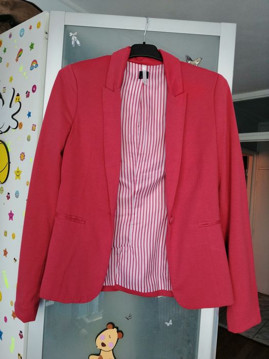 Sacou Bershka în stare impecabila