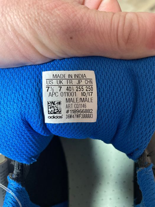 Маратонки Adidas 40 2/3