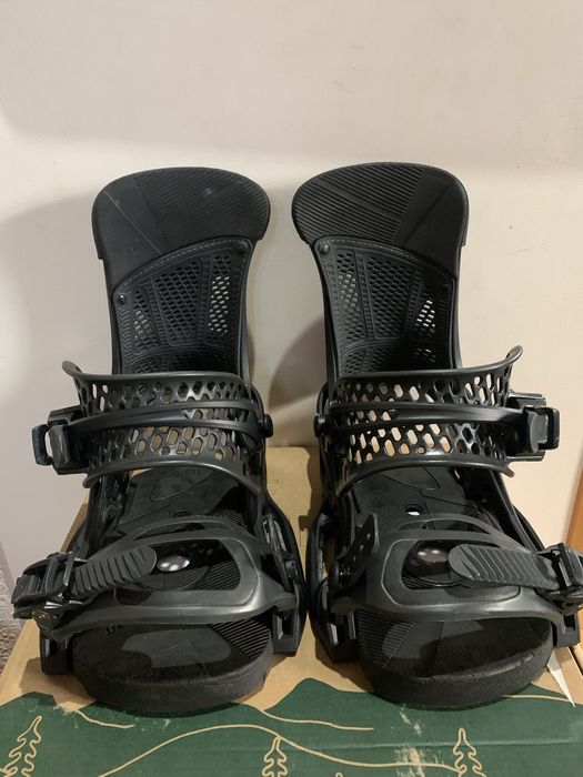 Legaturi Burton Nitro noi