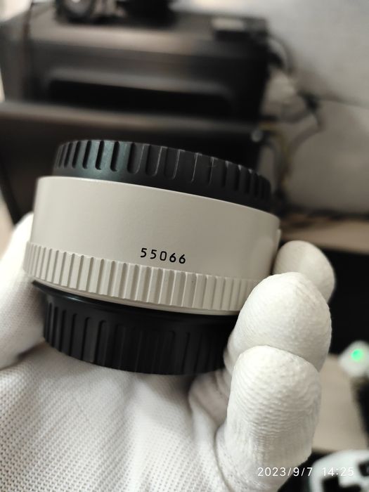 Canon  EF 1.4x extender (телеконвертер)