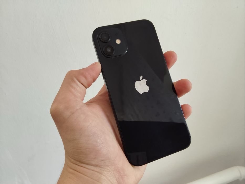 Iphone 12 в отличном состоний