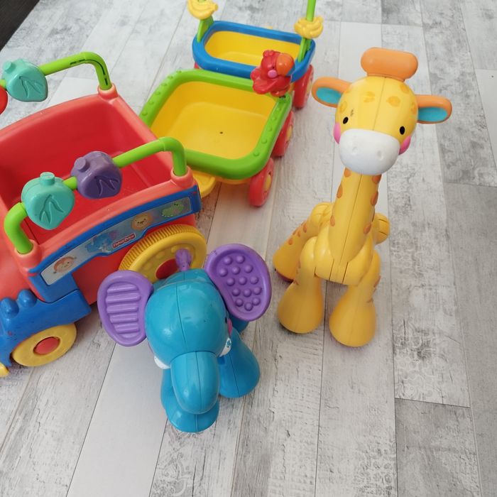 Книжка и влак fisher price
