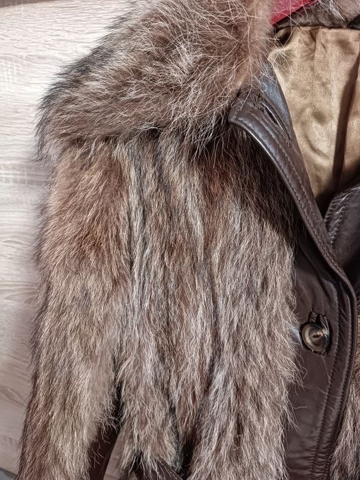 Палто сребърна лисица и кожа