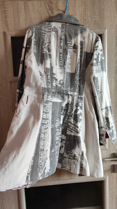 Стилно палто с щампа