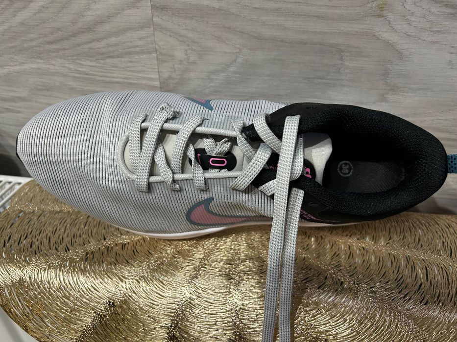 Дамски маратонки Nike