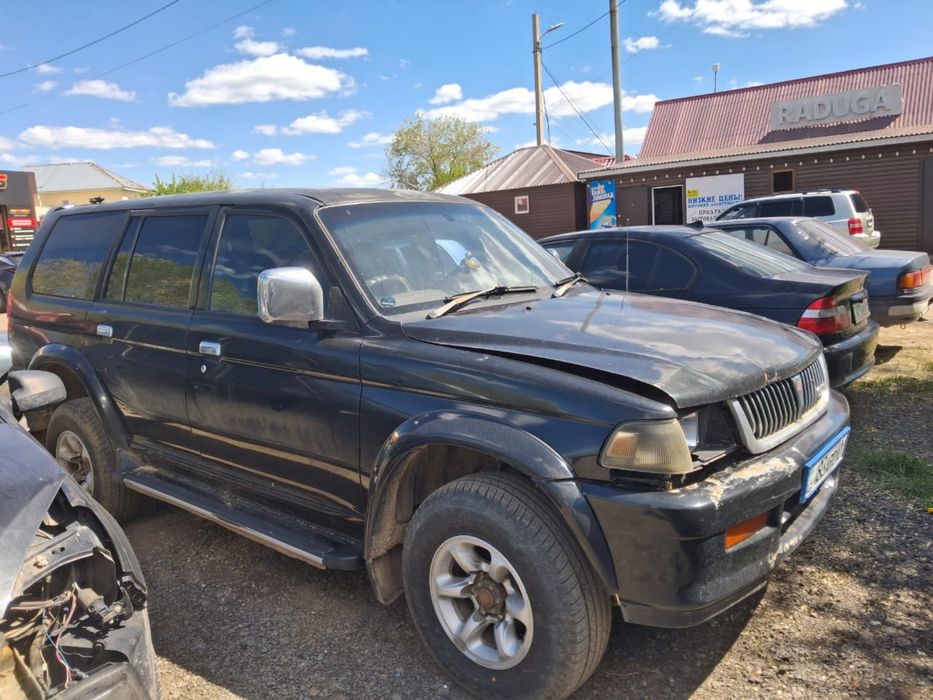 Mitsubishi Challenger