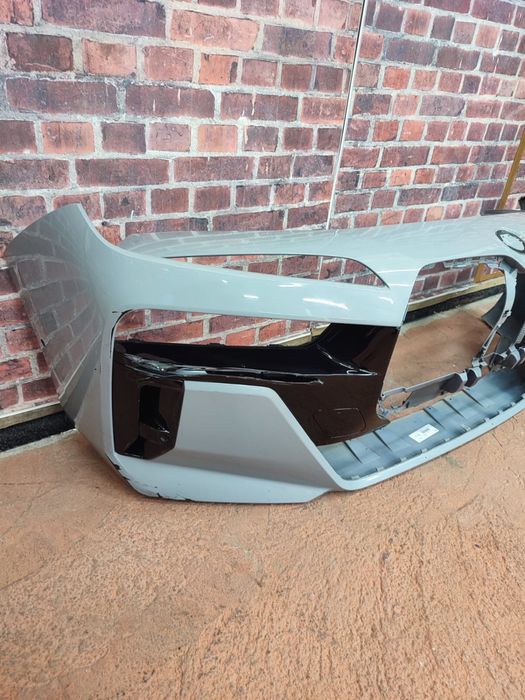 Bara fata Bmw seria 7 G70 M-pachet