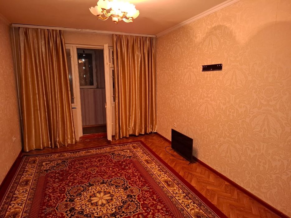 Сдам 2х комнатную 11 микрайон