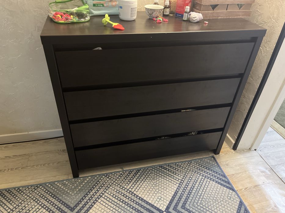 Спальный гарнитур