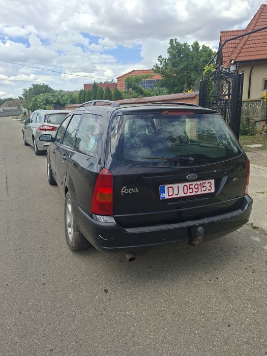 FORD Focus 2002 — imagine 3