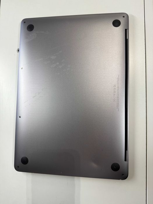 MacBook Pro 13" (2017 yil, ) ( запчасть ) uchun ishlatilsa bo'ladi