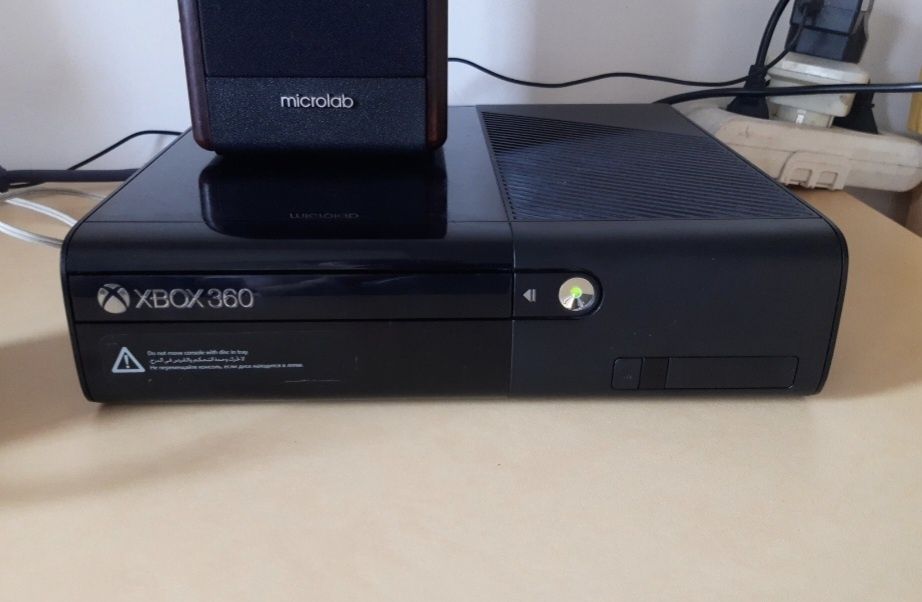 Xbox 360 с 1 джостиком