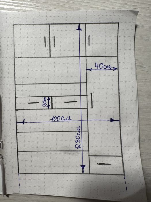 Продам шкаф с зеркалом