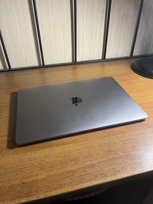MacBook Air M1 256gb Space Grey