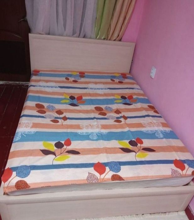 Продам двух спальная кровать