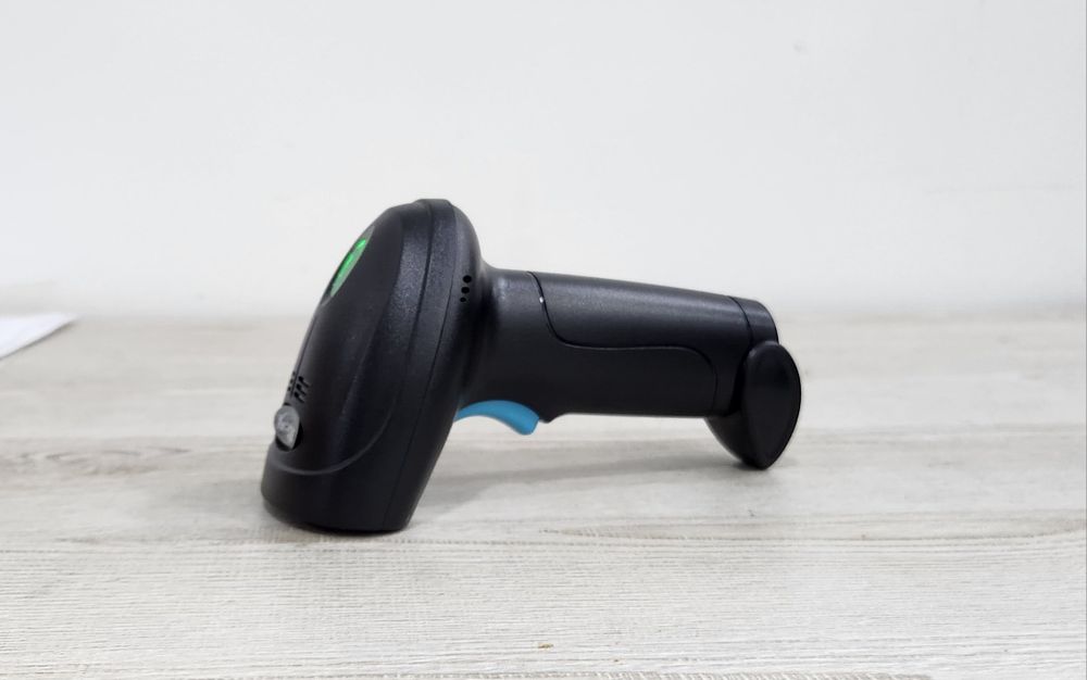 Ruchnoy bezprovodnoy skaner profissional