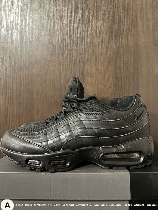Nike Air Max 95 Triple Black - 40,41,42,43,44,45 46