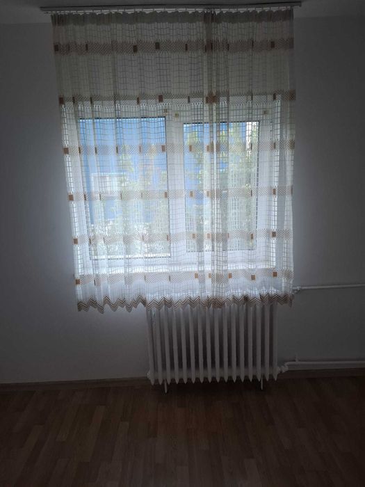 Garsoniera de vanzare strada Lanariei Pitesti Arges