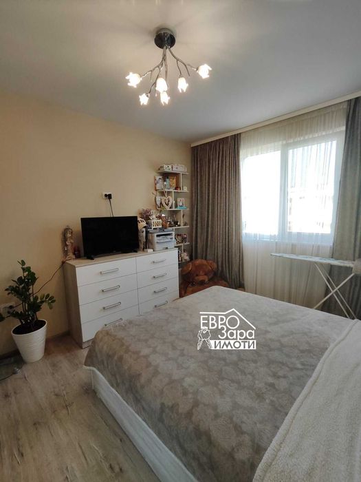 Продава се Тристаен апартамент в Стара Загора, Железник - изток - 89 кв.м за 1742 €/кв.м - Снимка #14