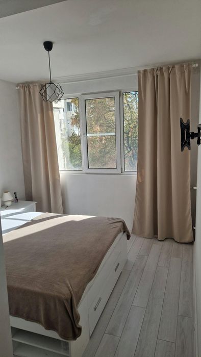 Дава се под наем Тристаен апартамент в София, Красна поляна 3 - 84 кв.м за 700 € - Снимка #3