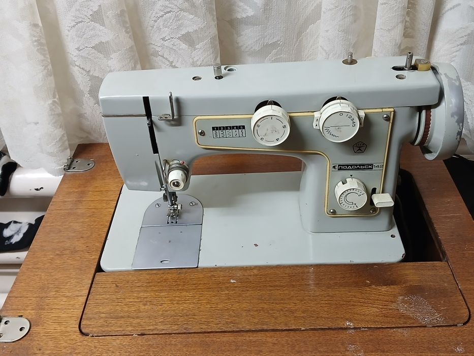 Швейная машинка для дома
