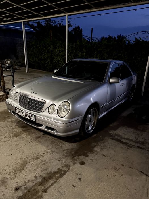 Mersedes benz e320