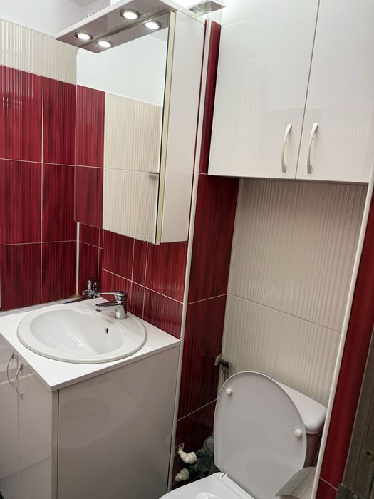 Inchiriere apartament 2 camere decomandat