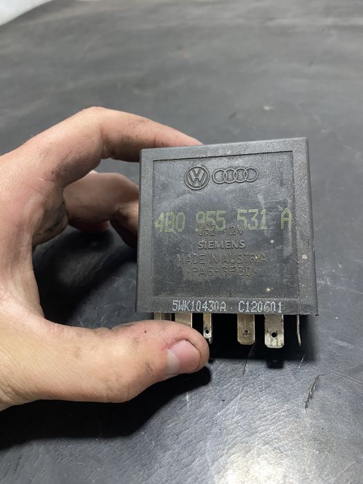 Releu stergatoare Golf4 377 Passat B5.5 Audi A4 B6 B5