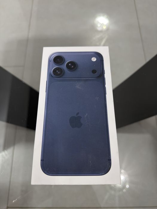 iPhone 17 Pro Max deep blue 1TB • NOU / SIGILAT • garantie  •